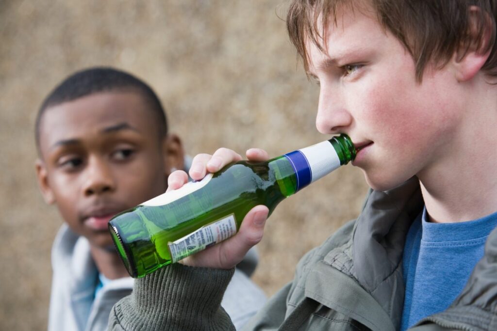 Kids And Substance Abuse Common Causes And Warning Signs kids-and-substance-abuse-common-causes-and-warning-signs
